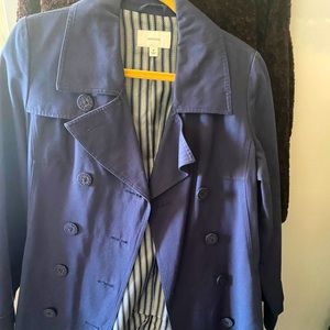 Blue trench light use